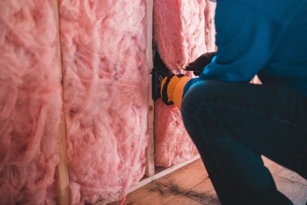 Come risparmiare energia: qualche suggerimento infallibile