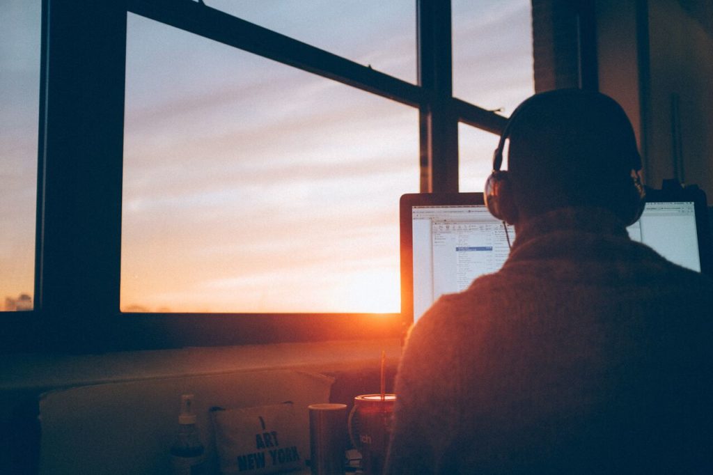 Che cos'è e come funziona lo smart working