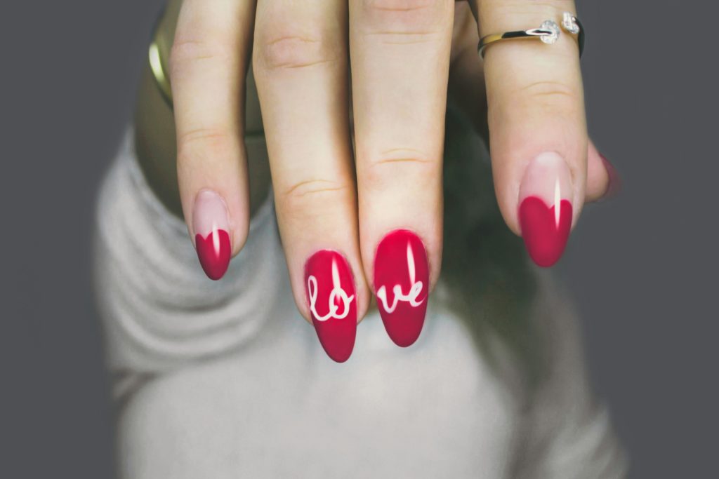 Guida ai mestieri: come diventare nail artist