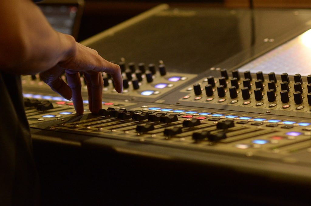 tecnico audio luci mixer